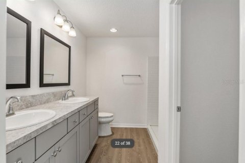 House in The Villages, Florida 2 bedrooms, 109.16 sq.m. № 2209989 - photo 20
