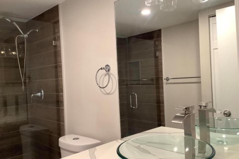 Condo in Deerfield Beach, Florida, 2 bedrooms № 2177288 - photo 10