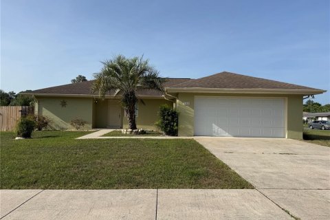 Villa ou maison à louer à Ocala, Floride: 4 chambres, 156.91 m2 № 1778511 - photo 1