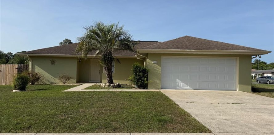 Villa ou maison à Ocala, Floride 4 chambres, 156.91 m2 № 1778511