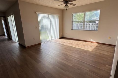 Villa ou maison à louer à Ocala, Floride: 4 chambres, 156.91 m2 № 1778511 - photo 8