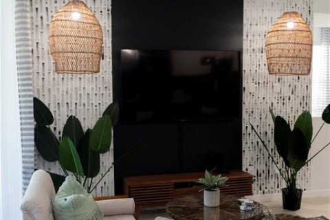 Купить виллу или дом в Киссимми, Флорида 5 комнат, 387.31м2, № 2312263 - фото 9