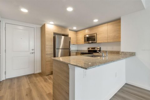 Condo in Orlando, Florida, 1 bedroom № 2220809 - photo 8