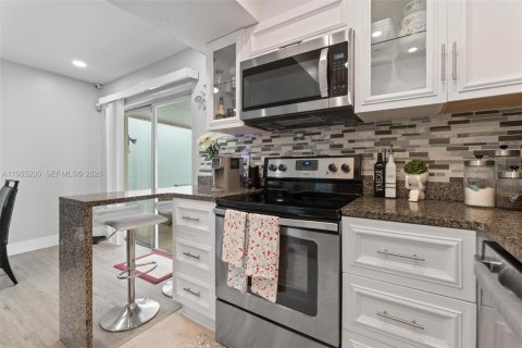 Villa ou maison à vendre à Homestead, Floride: 2 chambres, 92.81 m2 № 2009511 - photo 14