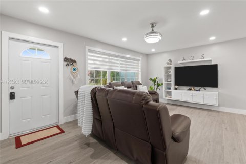 Villa ou maison à vendre à Homestead, Floride: 2 chambres, 92.81 m2 № 2009511 - photo 5