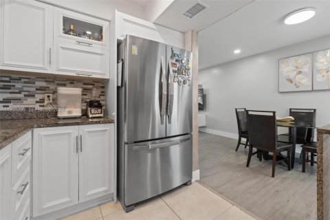 Villa ou maison à vendre à Homestead, Floride: 2 chambres, 92.81 m2 № 2009511 - photo 15