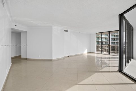 Condo in Aventura, Florida, 2 bedrooms in LANDMARK № 2171974 - photo 10