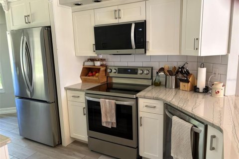 Casa en venta en Deltona, Florida, 3 dormitorios, 130.25 m2 № 1888697 - foto 16