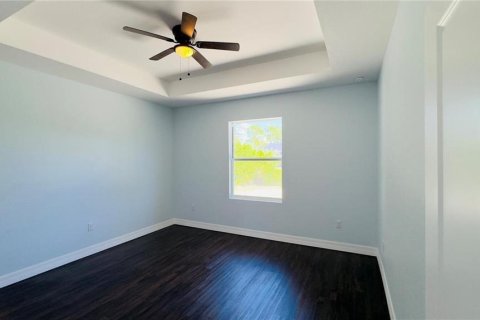 House in Port Charlotte, Florida 4 bedrooms, 154.78 sq.m. № 2091879 - photo 8