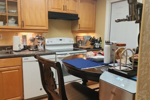 Condominio en venta en Coral Springs, Florida, 2 dormitorios, 97.92 m2 № 2193260 - foto 6