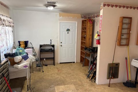Commercial property in Lake Panasoffkee, Florida 83.61 sq.m. № 2116225 - photo 10
