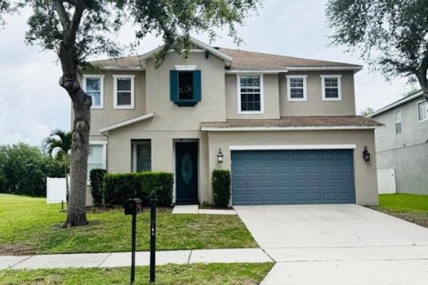 House in Orlando, Florida 3 bedrooms, 272.85 sq.m. № 2393962 - photo 2