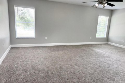 House in Orlando, Florida 3 bedrooms, 272.85 sq.m. № 2393962 - photo 8