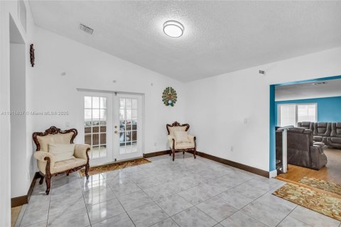 Casa en venta en Wellington, Florida, 4 dormitorios, 239.69 m2 № 2055349 - foto 12