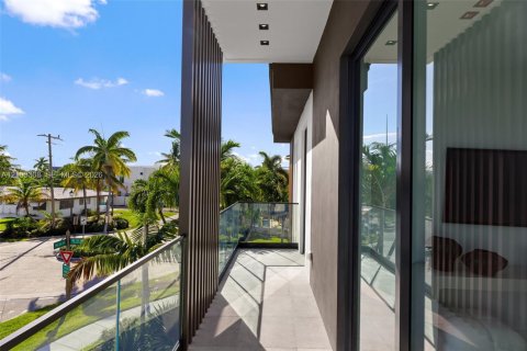 Villa ou maison à vendre à Fort Lauderdale, Floride: 4 chambres № 2413278 - photo 26