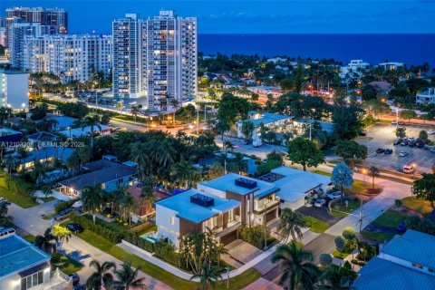 Villa ou maison à vendre à Fort Lauderdale, Floride: 4 chambres № 2413278 - photo 3