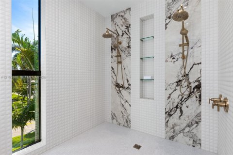 Villa ou maison à vendre à Fort Lauderdale, Floride: 4 chambres № 2413278 - photo 22