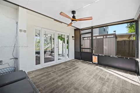 Casa en venta en Sunrise, Florida, 4 dormitorios, 168.52 m2 № 1945618 - foto 30