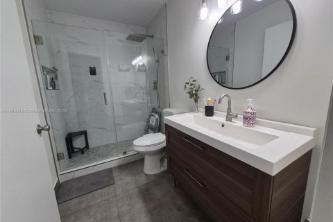 House in Sunrise, Florida 4 bedrooms, 168.52 sq.m. № 1945618 - photo 19