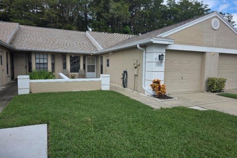 House in Hudson, Florida 2 bedrooms, 84.26 sq.m. № 2337223