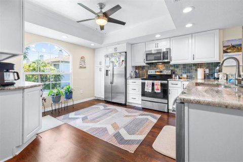 Adosado en venta en Tierra Verde, Florida, 2 dormitorios, 148.64 m2 № 1831263 - foto 10