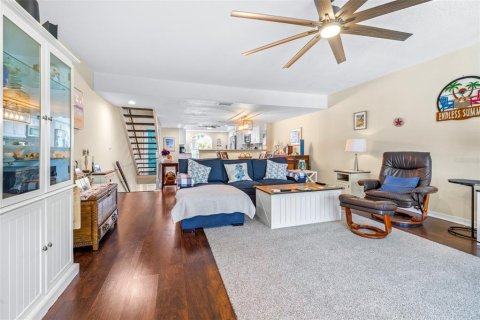 Adosado en venta en Tierra Verde, Florida, 2 dormitorios, 148.64 m2 № 1831263 - foto 6