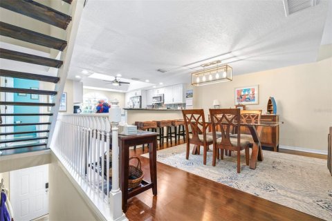 Adosado en venta en Tierra Verde, Florida, 2 dormitorios, 148.64 m2 № 1831263 - foto 9