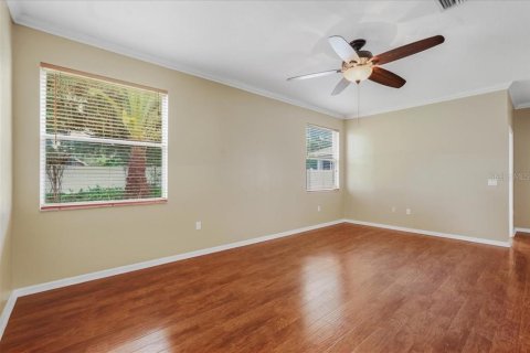 Casa en venta en Tampa, Florida, 5 dormitorios, 269.79 m2 № 2385821 - foto 23
