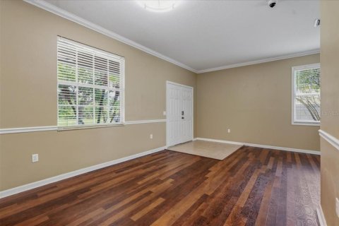 Casa en venta en Tampa, Florida, 5 dormitorios, 269.79 m2 № 2385821 - foto 12