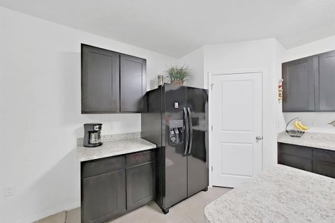 Casa en venta en Gibsonton, Florida, 4 dormitorios, 170.38 m2 № 1831878 - foto 11