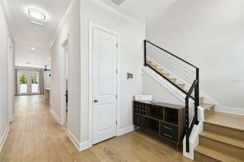 Casa en venta en Tampa, Florida, 5 dormitorios, 282.42 m2 № 2203989 - foto 15
