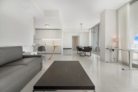 Condo in Sunny Isles Beach, Florida, 2 bedrooms  № 1452044 - photo 8