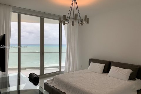 Condo in Sunny Isles Beach, Florida, 2 bedrooms  № 1452044 - photo 17