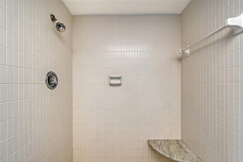 Copropriété à vendre à Sarasota, Floride: 2 chambres, 142.33 m2 № 1792995 - photo 27