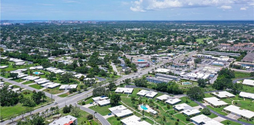 Condo à Sarasota, Floride, 2 chambres  № 1792995