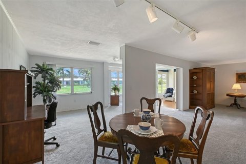 Copropriété à vendre à Sarasota, Floride: 2 chambres, 142.33 m2 № 1792995 - photo 10