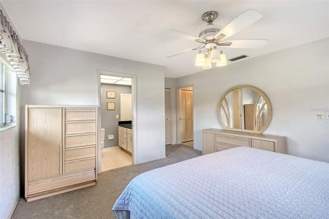 Copropriété à vendre à Sarasota, Floride: 2 chambres, 142.33 m2 № 1792995 - photo 24
