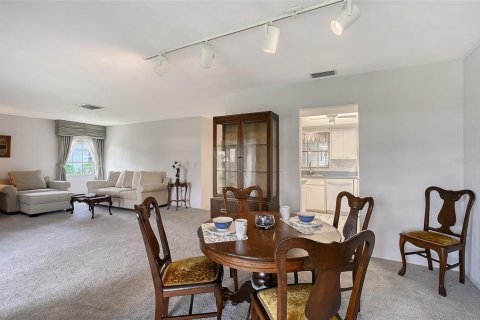 Copropriété à vendre à Sarasota, Floride: 2 chambres, 142.33 m2 № 1792995 - photo 15