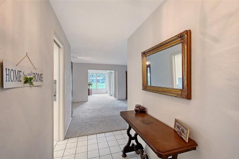 Copropriété à vendre à Sarasota, Floride: 2 chambres, 142.33 m2 № 1792995 - photo 5