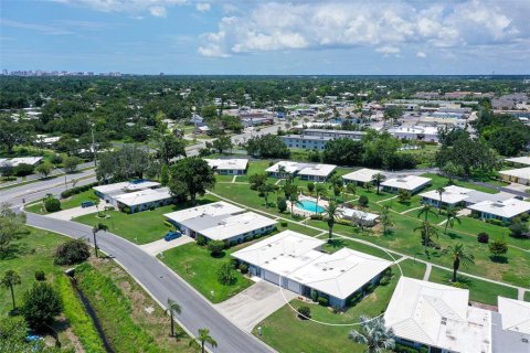 Copropriété à vendre à Sarasota, Floride: 2 chambres, 142.33 m2 № 1792995 - photo 2