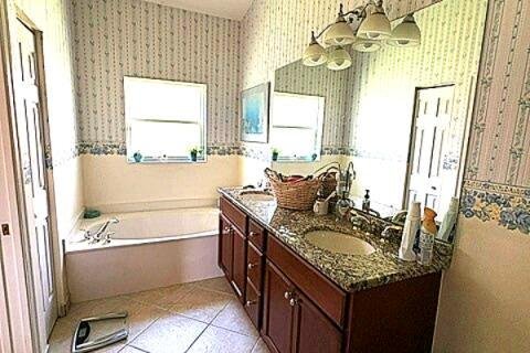 House in Port St. Lucie, Florida 3 bedrooms, 153.29 sq.m. № 2083650 - photo 13