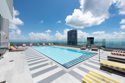 Condo in Miami, Florida, 2 bedrooms  № 1888919 - photo 27