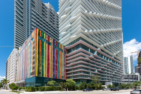 Condo in Miami, Florida, 2 bedrooms  № 1888919 - photo 24