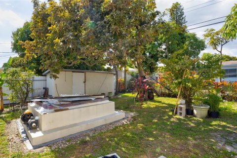 Villa ou maison à vendre à North Miami Beach, Floride: 4 chambres, 125.33 m2 № 2028029 - photo 21