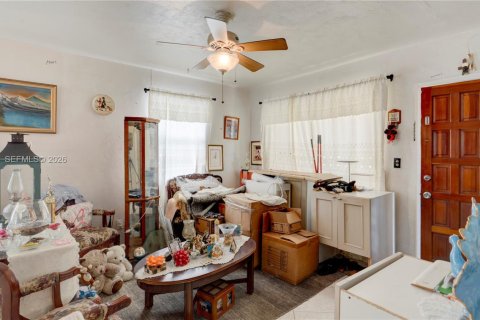 Villa ou maison à vendre à North Miami Beach, Floride: 4 chambres, 125.33 m2 № 2028029 - photo 12