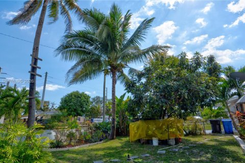 Villa ou maison à vendre à North Miami Beach, Floride: 4 chambres, 125.33 m2 № 2028029 - photo 9