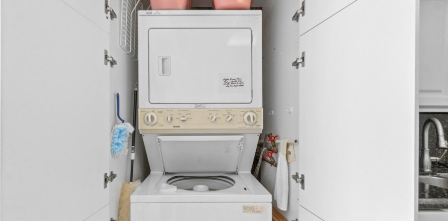 Condo in Juno Beach, Florida, 2 bedrooms  № 1061349