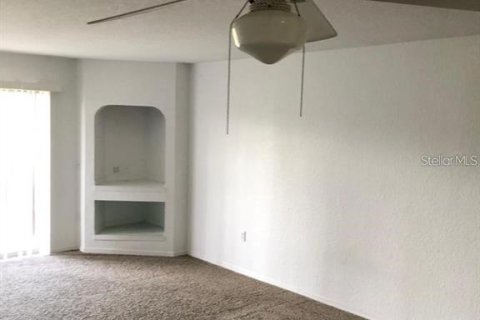 Condominio en venta en Orlando, Florida, 1 dormitorio, 79.99 m2 № 1723963 - foto 13