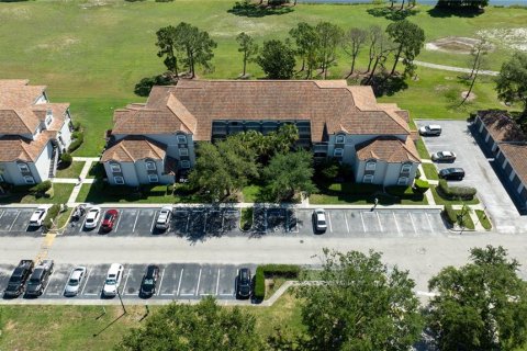 Condominio en venta en Orlando, Florida, 1 dormitorio, 79.99 m2 № 1723963 - foto 3