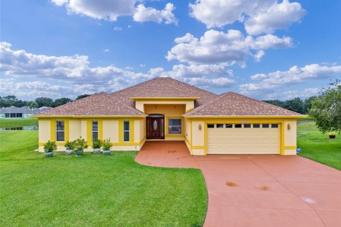 House in Leesburg, Florida 3 bedrooms, 275.08 sq.m. № 1914768 - photo 2